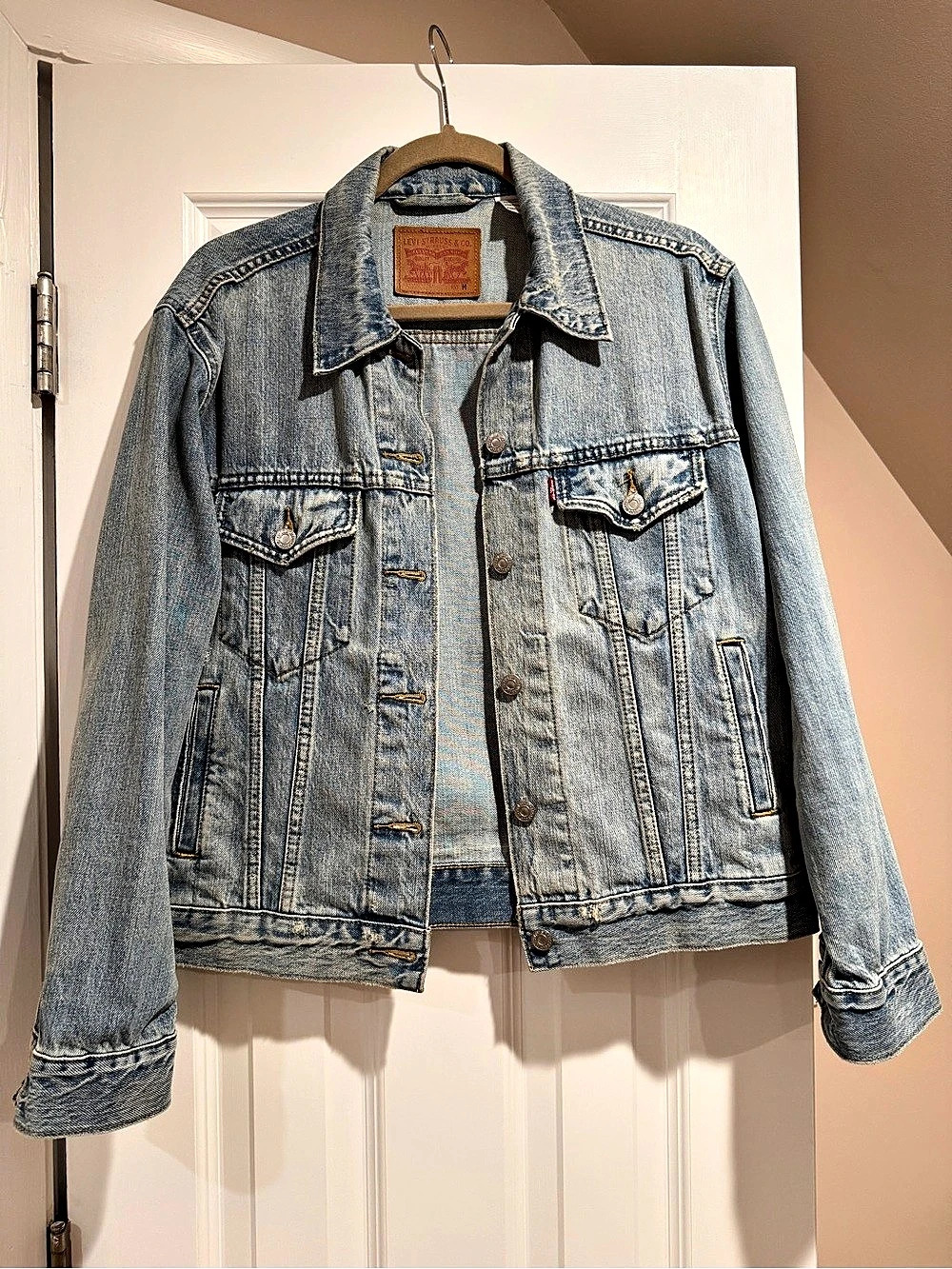 Women’s Levi's Ex-Boyfriend Trucker Jacket, Medium, Light Blue/Dream of Life